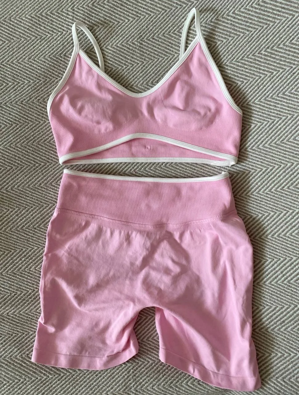 סט טייץ וטופ