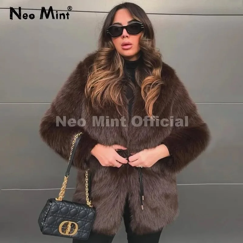 מעיל פרווה מדהים עם חגורה אלגנטית עיצוב ארוך ומחמם ואיכות פרימיום