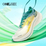 הכירו את נעלי הריצה המובילות לגברים של ONEMIX – למה כדאי לשים לב השבוע