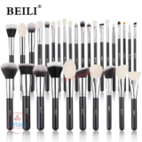 ערכת מברשות איפור במגוון גדלים ודוגמאות