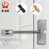 מכשיר לסגירת הדלת באופן אוטומטי