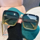 החדשות של MIU MIU style