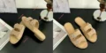 חורשת על סנדלי שאנל האלה כל הקיץ הן נראות מדהים גם עם שמלה וגם עם גינס והנוחות רמה אחרת
