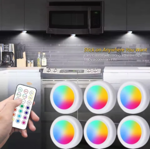 תאורת LED צבעונית עם שלט